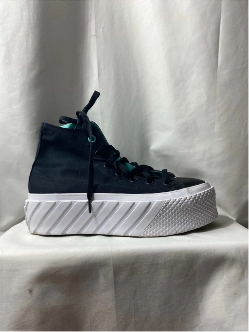 Converse Chuck Taylor All Star Lift 2X High Surface Fusion Black W 8 Platform